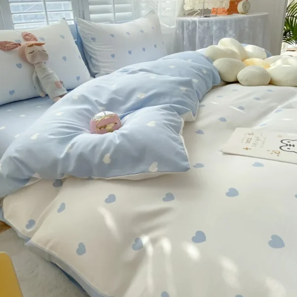 S825a1ed31ccf49a789c918d32827a5924.webp Ins Blue Love Heart Bedding Set Soft Bed Flat Sheet Pillowcase Women Girls Duvet Cover Twin Full Queen Size Home Textiles