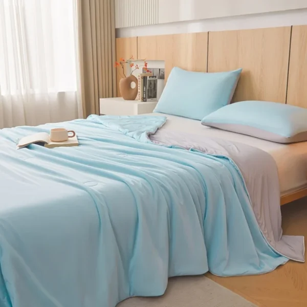 1pc Cooling Summer Quilt,Blue Grey AB Side Cool Feeling Comforter.Smooth,Skin-friendly Blanket Home Kids Adult Bedding 150*200cm